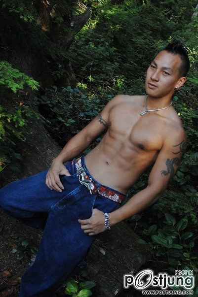 ตี๋แซ่บๆซีสสๆล่ำๆ