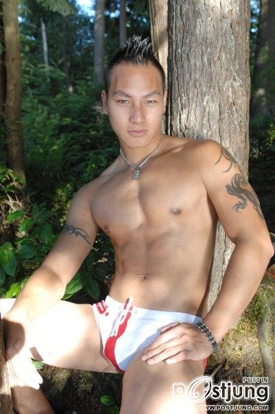 ตี๋แซ่บๆซีสสๆล่ำๆ