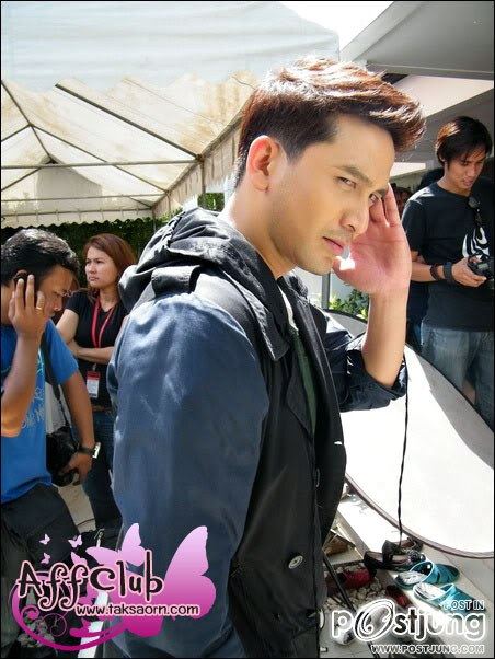 พี่ป๋อหล่อทะเล้น