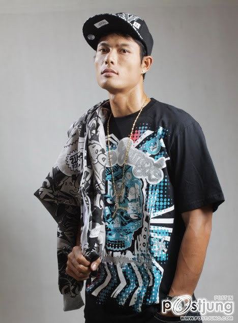 ตี๋หน้าบ้านๆแต่หุ่นยอดมาก