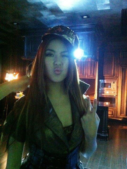 หวาย KAMIKAZE @ MV.รักฉันทำไม (For What?) Feat. 3.2.1