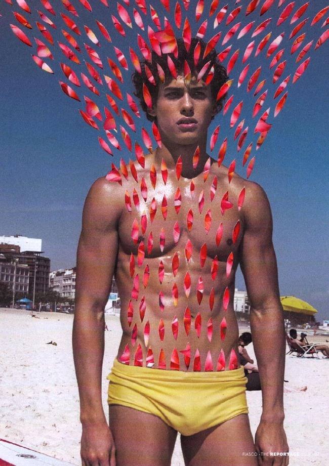 RODRIGO BRAGA IN "EXTREME POINT BREAK"