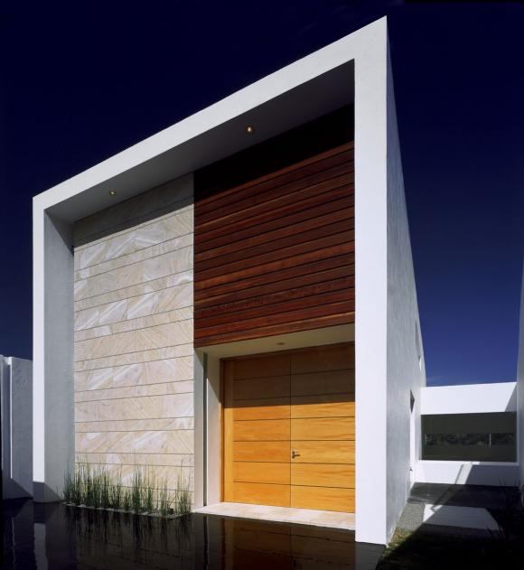 Mexican Contemporary Architecture Boasts Minimalist Apeal