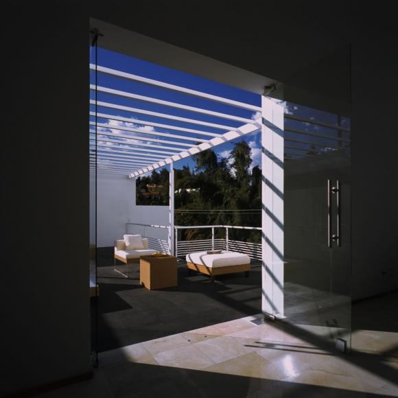 Mexican Contemporary Architecture Boasts Minimalist Apeal