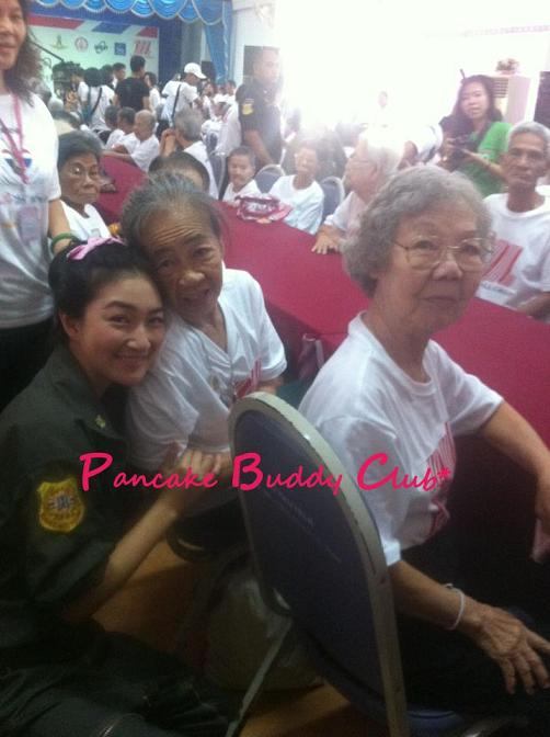 พี่ แพนเค้ก กับงาน การ กุศล 1