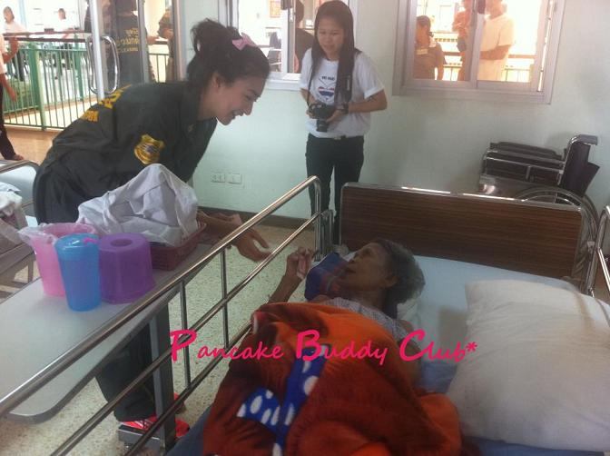 พี่ แพนเค้ก กับงาน การ กุศล 1