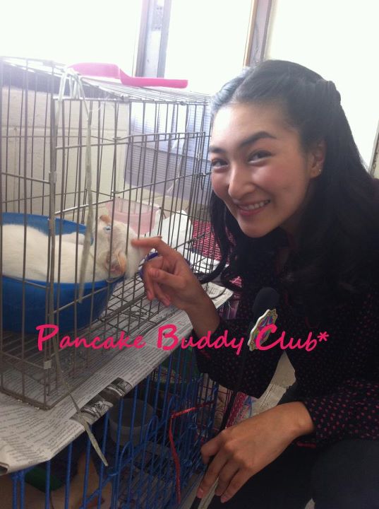 พี่ แพนเค้ก  กับงาน การ กุศล 15