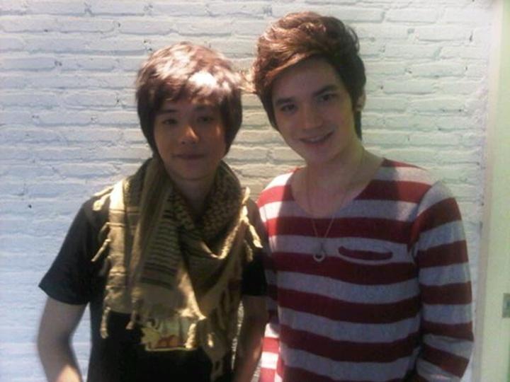 [AF8] ต้น-เจมส์-เต๋า-คชา @ รายการเช้าดูวู้ดดี้ 14/12/11