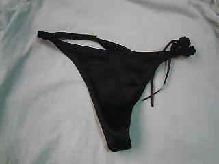 หนุ่มหื่นลักยกทรง-กกน. 600 ตัว บอกห้ามใจไม่ได้