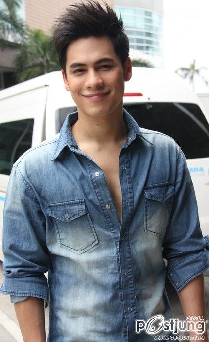 อยากซบอกพี่ซี