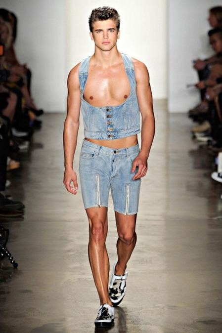 NEW YORK FASHION WEEK: JEREMY SCOTT SPRING 2012