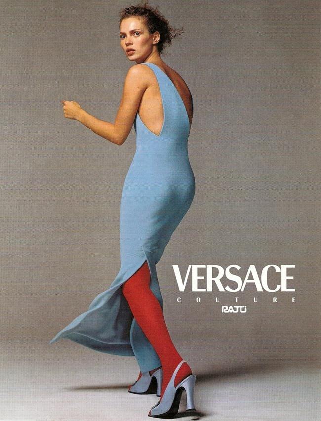 WE ♥ VERSACE: KATE MOSS FOR FALL 1996