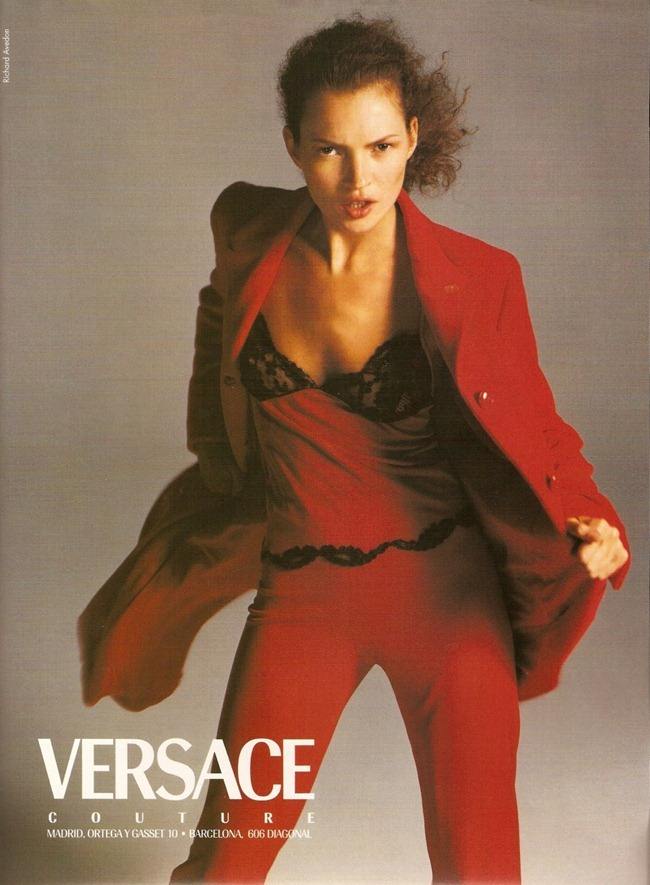 WE ♥ VERSACE: KATE MOSS FOR FALL 1996