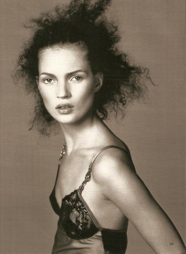 WE ♥ VERSACE: KATE MOSS FOR FALL 1996