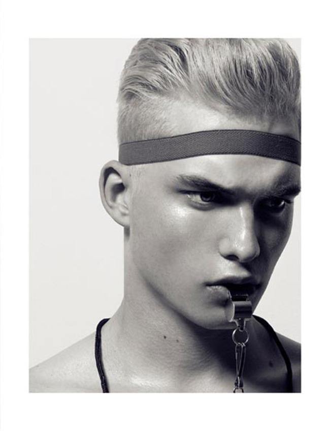 PHILIPP JELENSKA IN "PASSION OLYPIQUES"