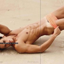 เสียว-หล่อ-ยั่ว ผู้ชายพันธุ์  X  ...Junior นิตยสารเกย์บราซิล#2