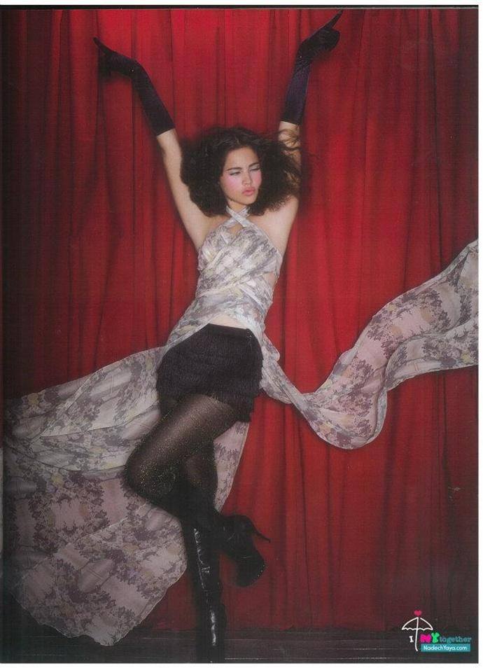 ณเดชน์ & ญาญ่า @ กุลสตรี no.983 December 2011