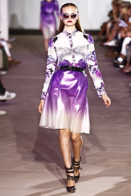 NEW YORK FASHION WEEK: PRABAL GURUNG SPRING 2012