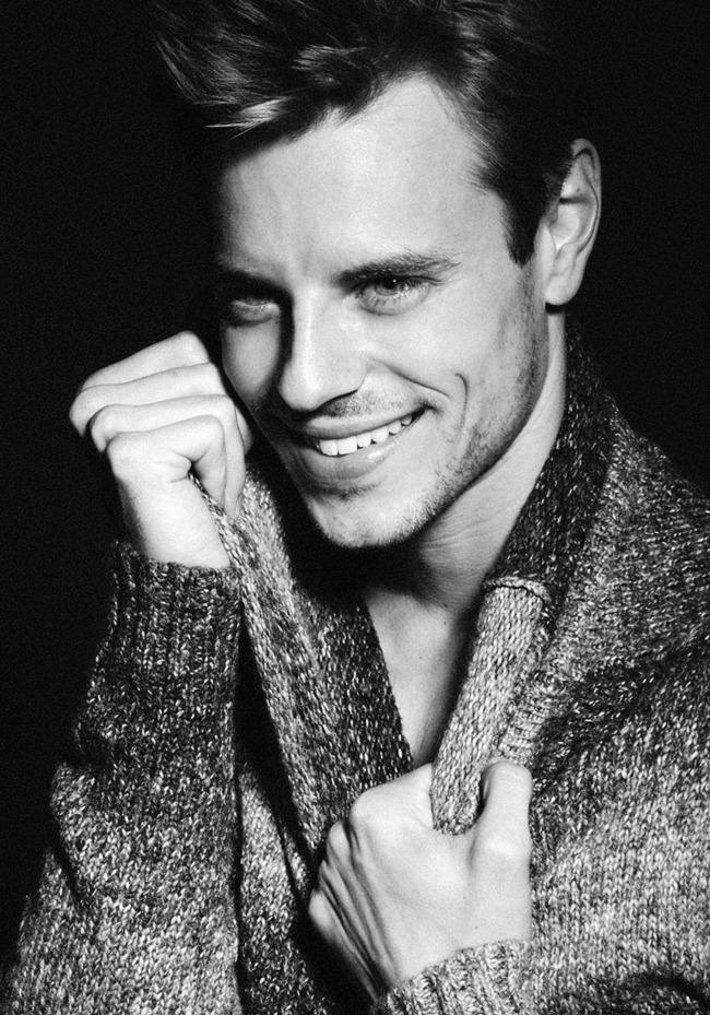 FEATURED MODEL: MARTIN PICHLER BY PHOTOGRAPHER KOSMAS PAVLOS