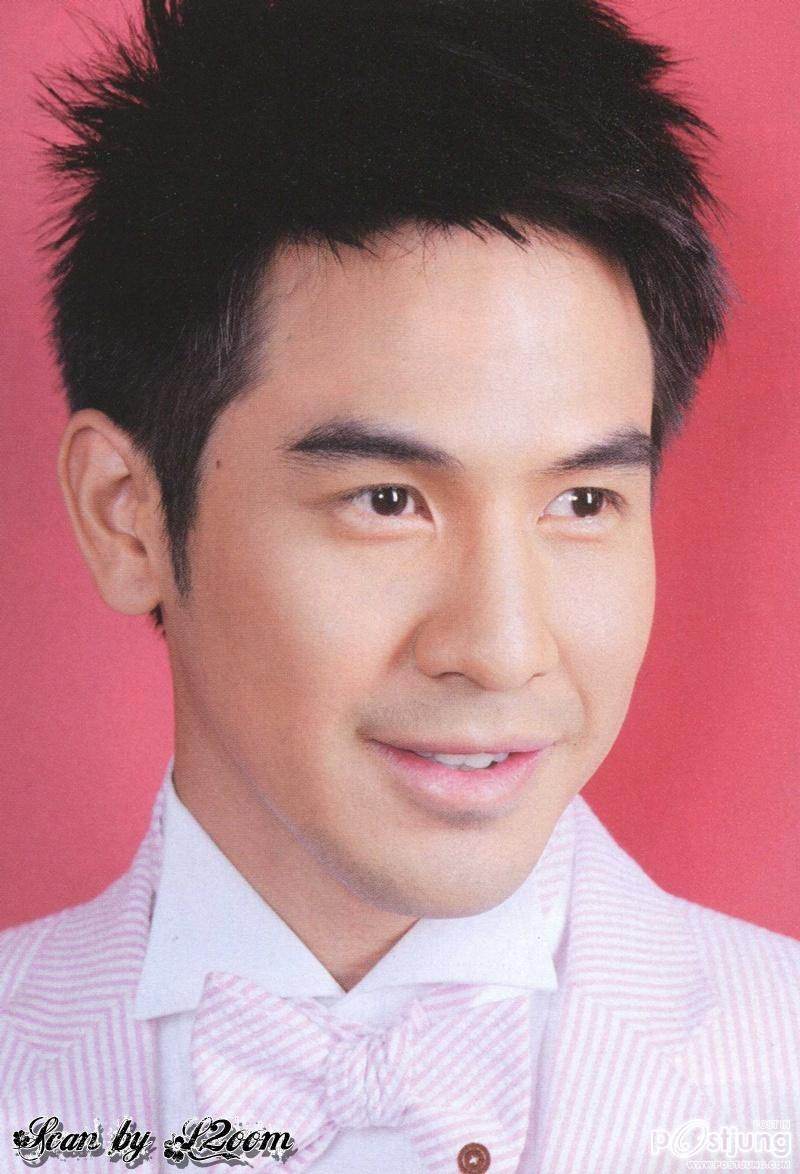 โป๊บ-ธนวรรธน์ @ ขวัญเรือน no.962 December 2011