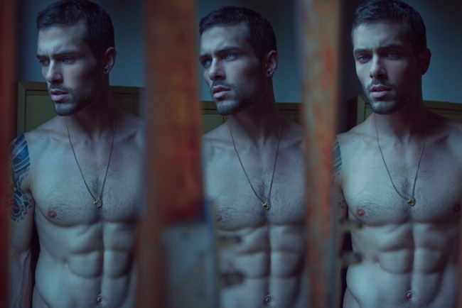 FASHION PHOTOGRAPHY: ZAC TAYLOR IN "THE LEAVES FALL IN NOVEMBER" BY PHOTOGRAPHER QUE DUONG