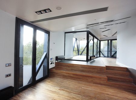 Rooftop Golf Course House