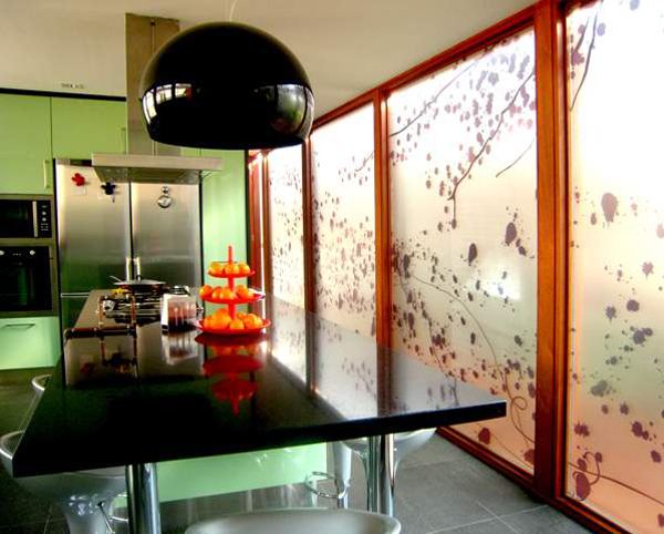 L-shaped house design plan invites nature in