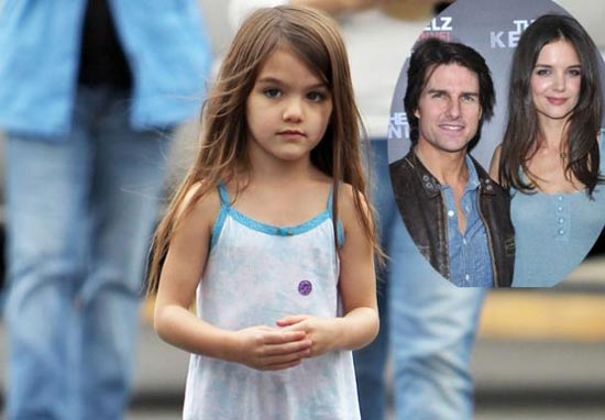 ทอม-เคที่ ทุ่ม 4 ล้าน ซื้อของขวัญคริสต์มาสให้ ซูริ