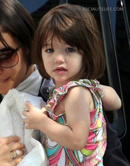 ทอม-เคที่ ทุ่ม 4 ล้าน ซื้อของขวัญคริสต์มาสให้ ซูริ