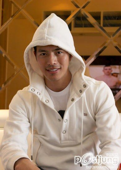 หนุ่มหล่อขาประจำPic Post