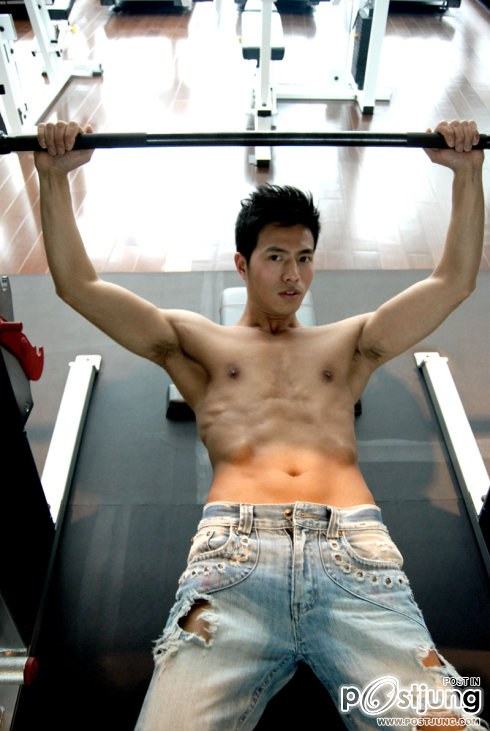 หนุ่มหล่อขาประจำPic Post