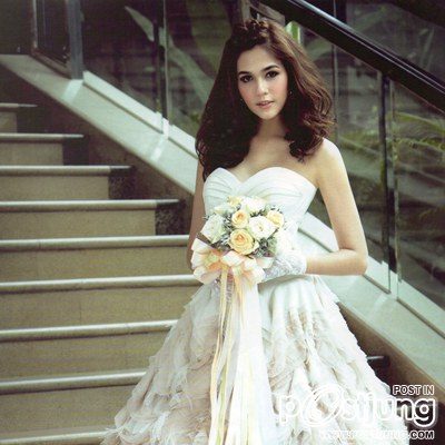 " สวย หวาน ในชุดวิวาห์ "