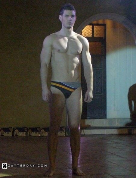 Mister International 2011 แข่ง-หล่อ-โลก @ ไทยแลนด์ วันที่ 8"อุ่นเครื่อง-อุ่นไข่ กางเกงว่ายน้ำ"