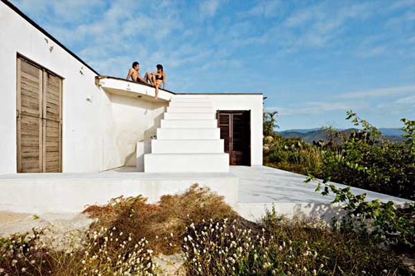 Modern Mexican Architecture &ndash; vacation home design by architect Tatiana Bilbao