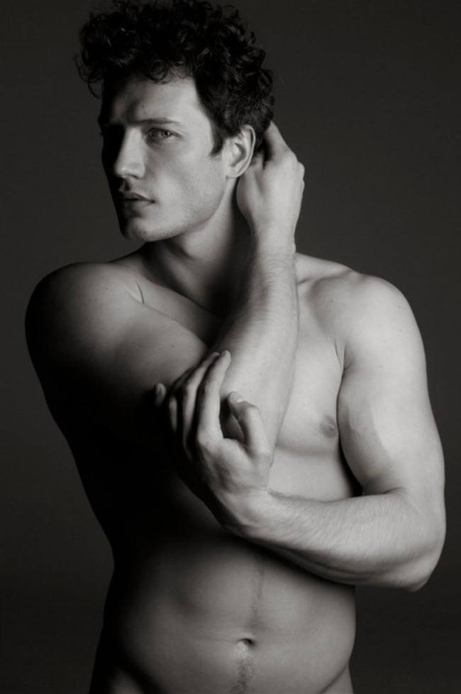 MASCULINE DOSAGE: MICHAEL ZDANOWSKI NUDE BY PHOTOGRAPHER BELL SOTO
