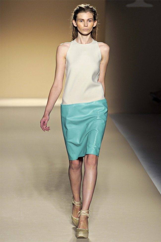 MILAN FASHION WEEK: MAX MARA SPRING 2012