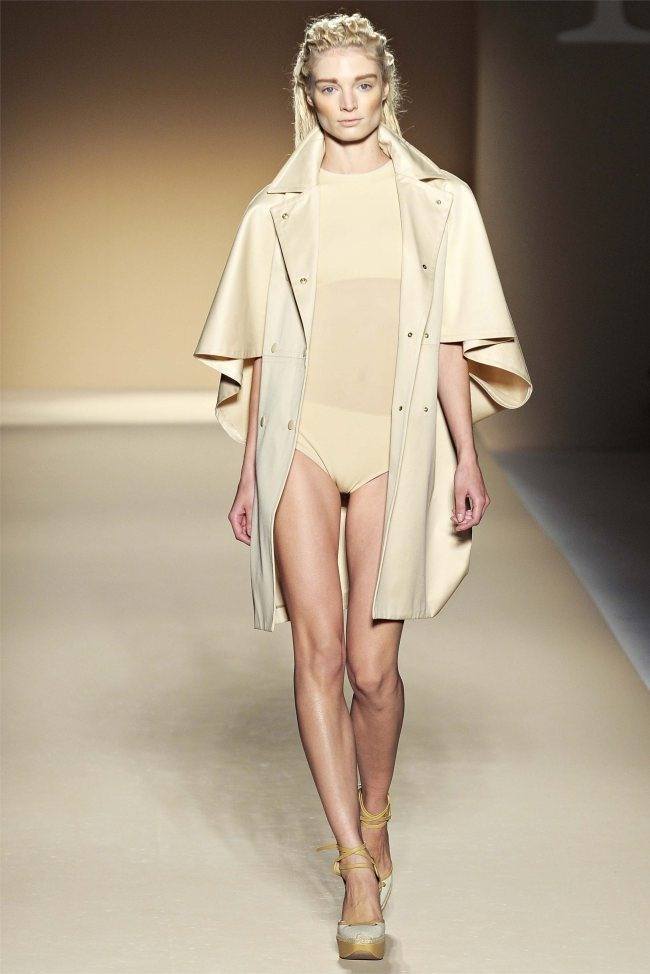 MILAN FASHION WEEK: MAX MARA SPRING 2012