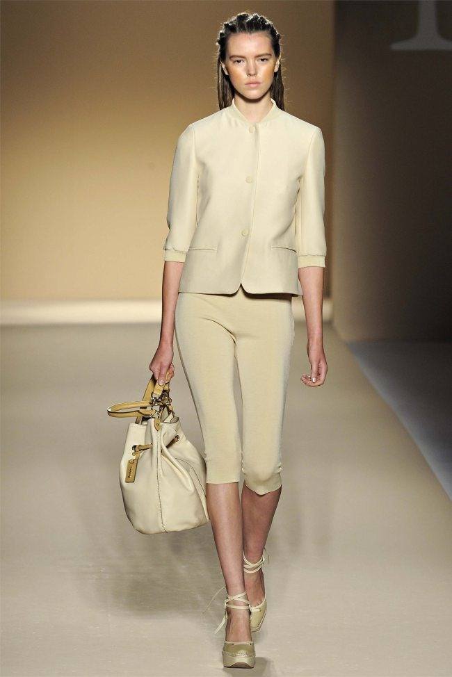 MILAN FASHION WEEK: MAX MARA SPRING 2012