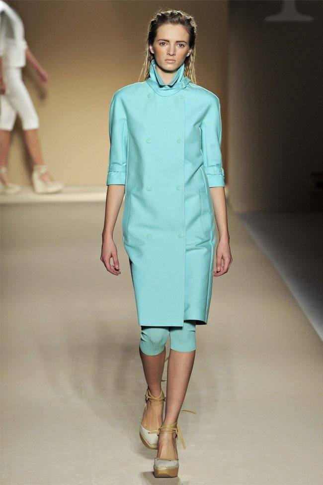 MILAN FASHION WEEK: MAX MARA SPRING 2012