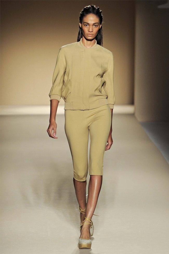 MILAN FASHION WEEK: MAX MARA SPRING 2012