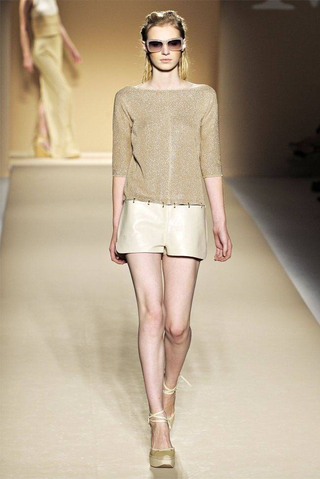 MILAN FASHION WEEK: MAX MARA SPRING 2012