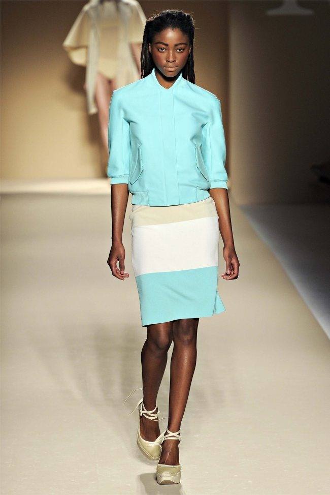 MILAN FASHION WEEK: MAX MARA SPRING 2012