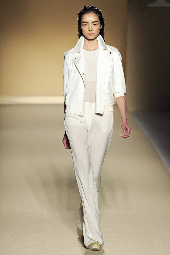 MILAN FASHION WEEK: MAX MARA SPRING 2012