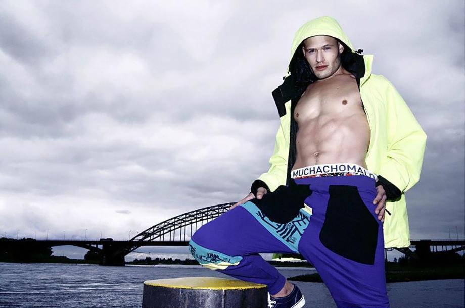 Muchachomalo : Heroes In The Hood