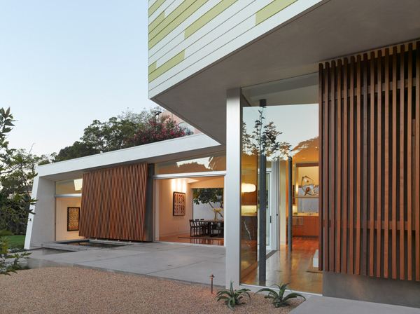 Modern California Home in Santa Monica inspired by trees ...