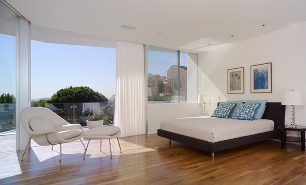 Modern California Home in Santa Monica inspired by trees ...