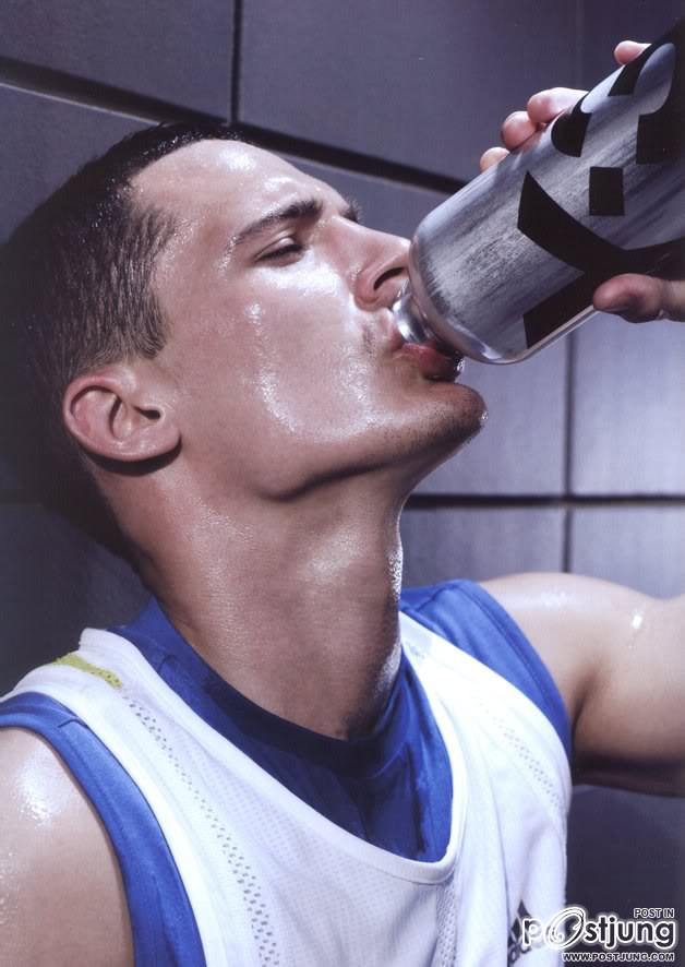 หล่อเข้มชอบม่ะๆ