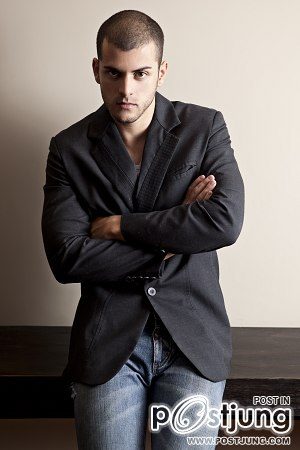 หล่อเข้มชอบม่ะๆ