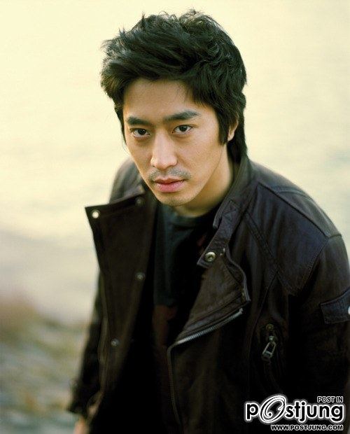 รอยยิ้ม Eric_Mun