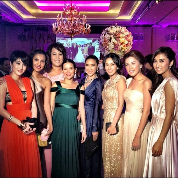 สุดหวาน! หนิง-จิน ฉลองงานแต่งชื่นมื่น